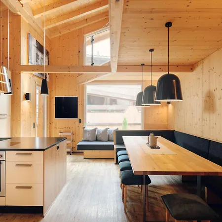 Zum Stubaier Gletscher - Wald Апартаменты *