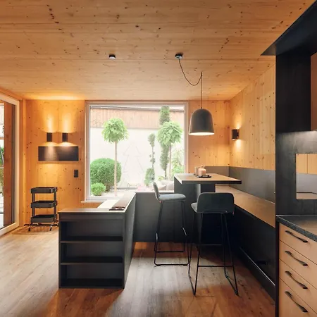 Апартаменты Zum Stubaier Gletscher - Wald Нойштифт-им-Штубайталь