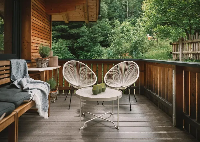 Zum Stubaier Gletscher - Wald *