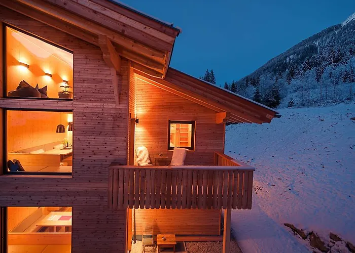 Zum Stubaier Gletscher - Wald