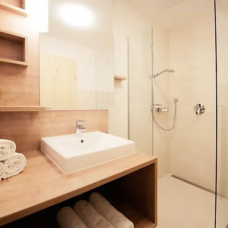 Apartment Zum Stubaier Gletscher - Wald *
