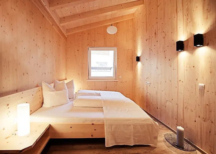 Zum Stubaier Gletscher - Wald Neustift im Stubaital